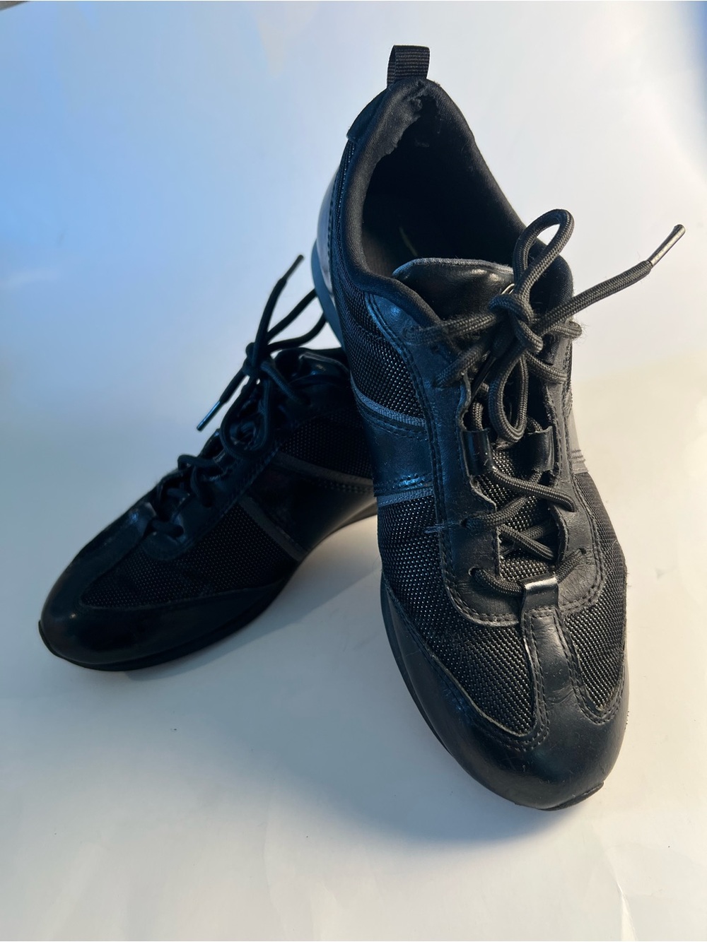 Women’s Black Easy Spirit Light Weight Lace-Up Sneakers Size 7
